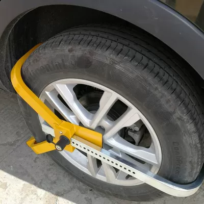 Lock Thickeneded Clip Wheel Lock: Car lock