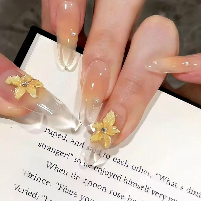 Creamy yellow carved design, high-end, flattering, handmade press-on nails, pure handmade, ins-style, versatile nail patches wholesale Creamy yellow carved design, high-end, flattering, handmade press-on nails, pure handmade, ins-style, versatile nail patches wholesale