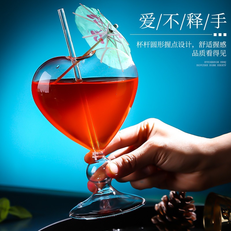 玻璃杯