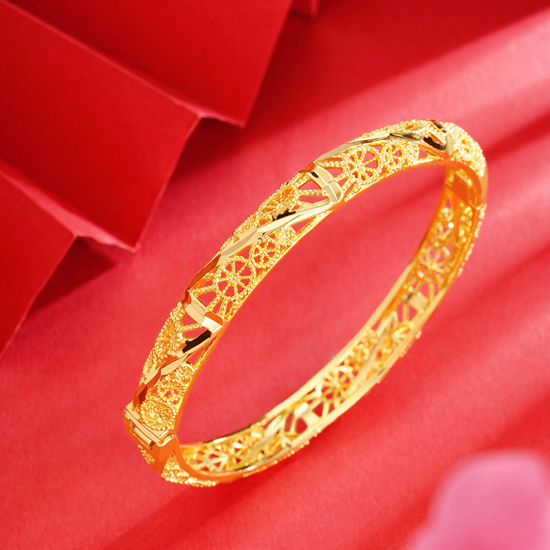 Hueco cloisonne pulsera Vietnam oro hombres y mujeres hebilla pulsera estilo chino imitación oro no desvanecimiento fábrica suministro al por mayor