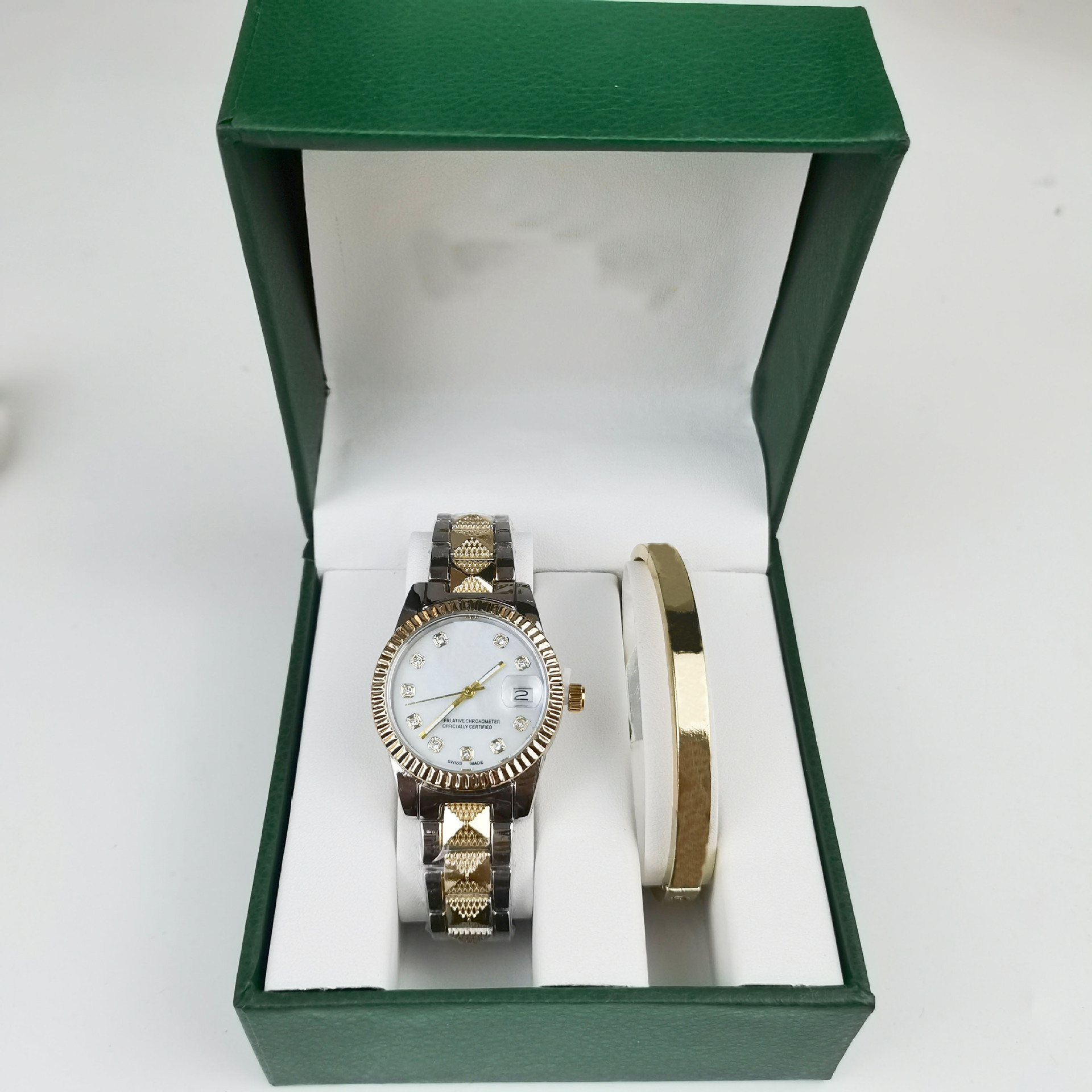Diary Watch Women's Two-Piece Bracelet Watch Set High-Looking Diary Women's Fully Automatic Quartz Watch Manufacturer