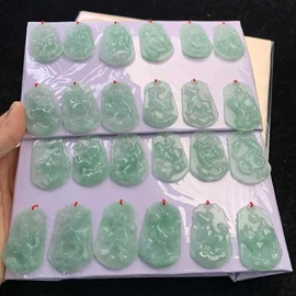金属工艺品;翡翠项饰;翡翠手饰