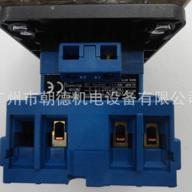 KH20B T103/17  NAIMER 开关