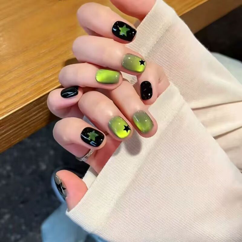Summer New Style Fresh Sweet Cool Style Star Green Apple Cat Eye Style Whitening Nail Polish for Students, Removable Wearable Nail Polish Finished Product