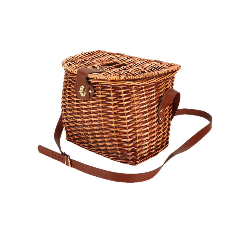 Cesta de picnic de ratán personalizada con tapa Bolso diagonal de un solo hombro de recuerdo tejido a mano Cesta de almacenamiento de frutas para salidas al aire libre