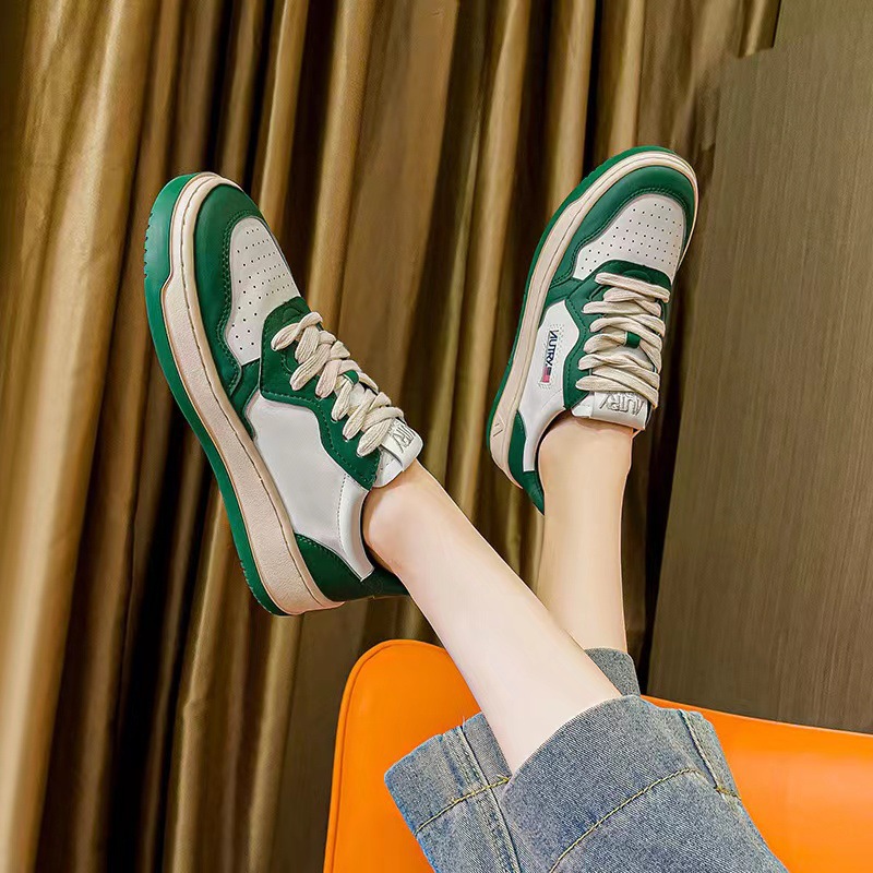 Korean Celebrity Style Au Retro White Sneakers, Genuine Leather German Training Shoes, Couple's Flat Casual Shoes, Versatile Casual Sneakers