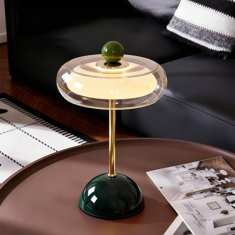 French-Style Vintage Living Room Table Lamp with a Light Luxury and High-End Feel, Decorative Table Lamp, 2026 New Model Glass Bedroom Bedside Lamp