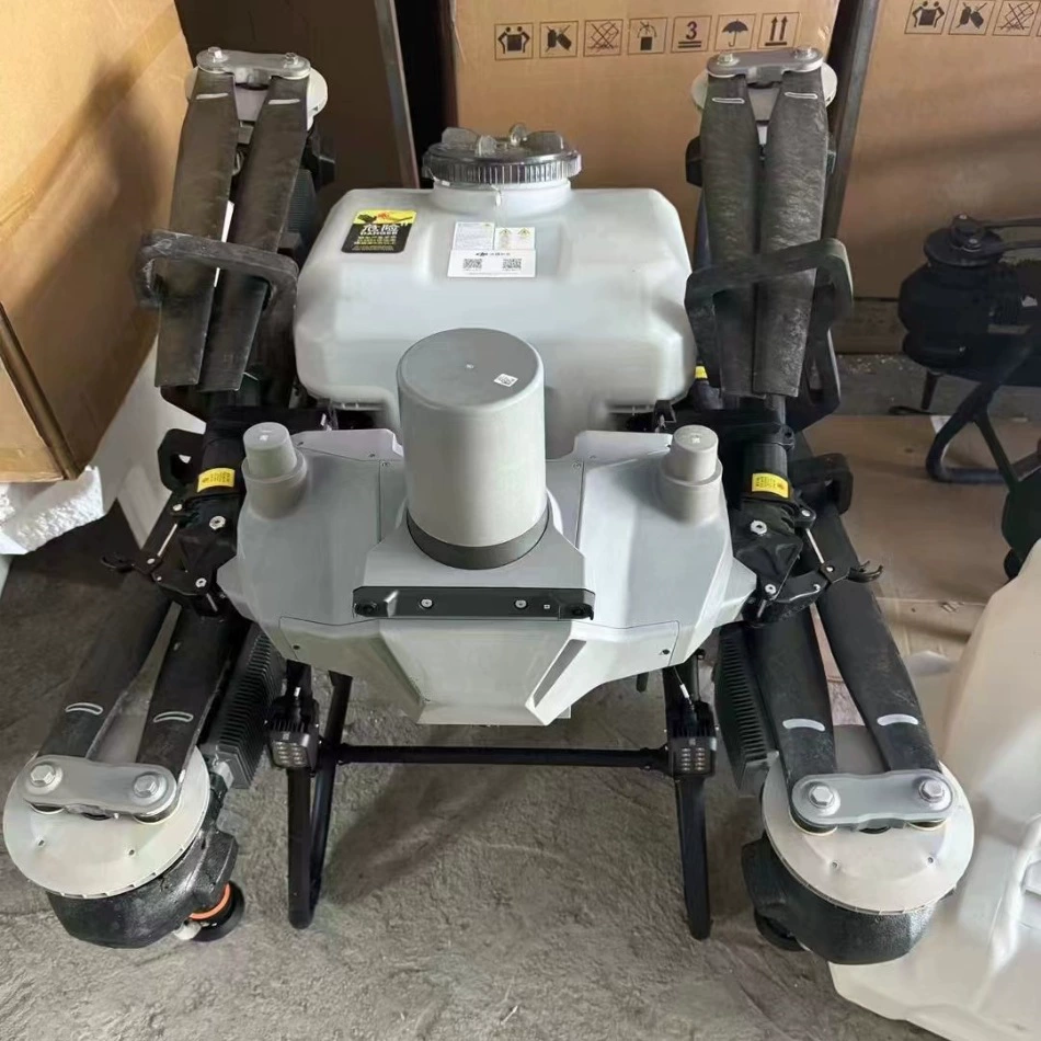 T60 DJI подержанный набор дронов для защиты растений с двумя форсунками без трансляции, двумя аккумуляторами без трансляции удобрений