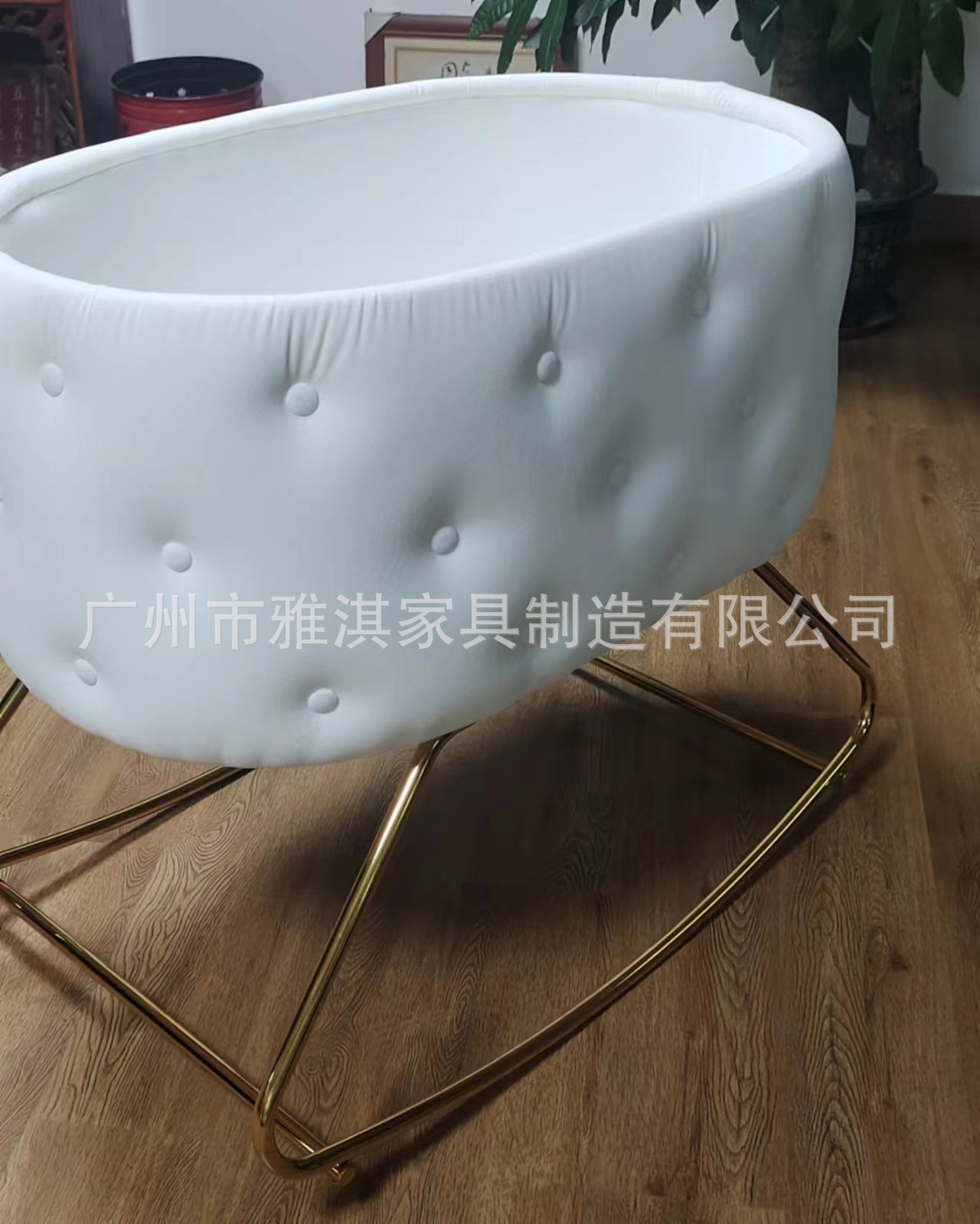 婴儿床厂家多功能婴儿睡床便携式婴儿摇摆床安全婴儿摇椅婴儿摇篮-阿里巴巴