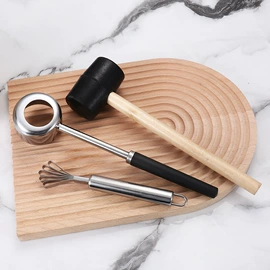 刨子、削皮器;厨房小工具;勺、调羹