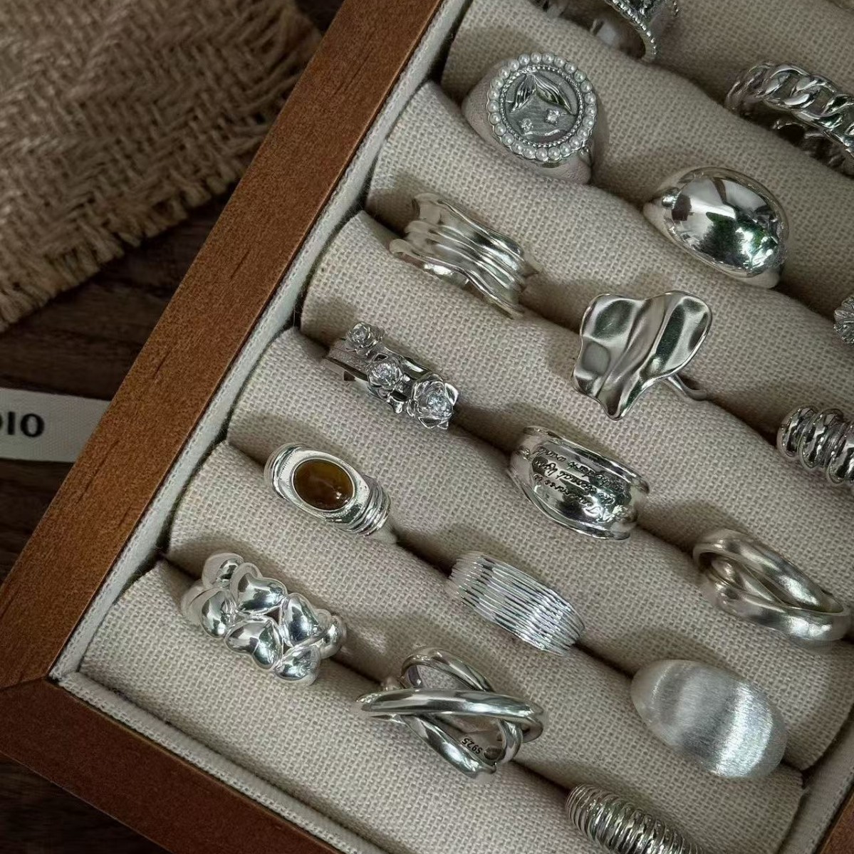 New Retro Heavy-Duty S925 Sterling Silver Plain Ring for Women, Non-Fading, Accessible Luxury, High-End Index Finger Ring, Open Ring