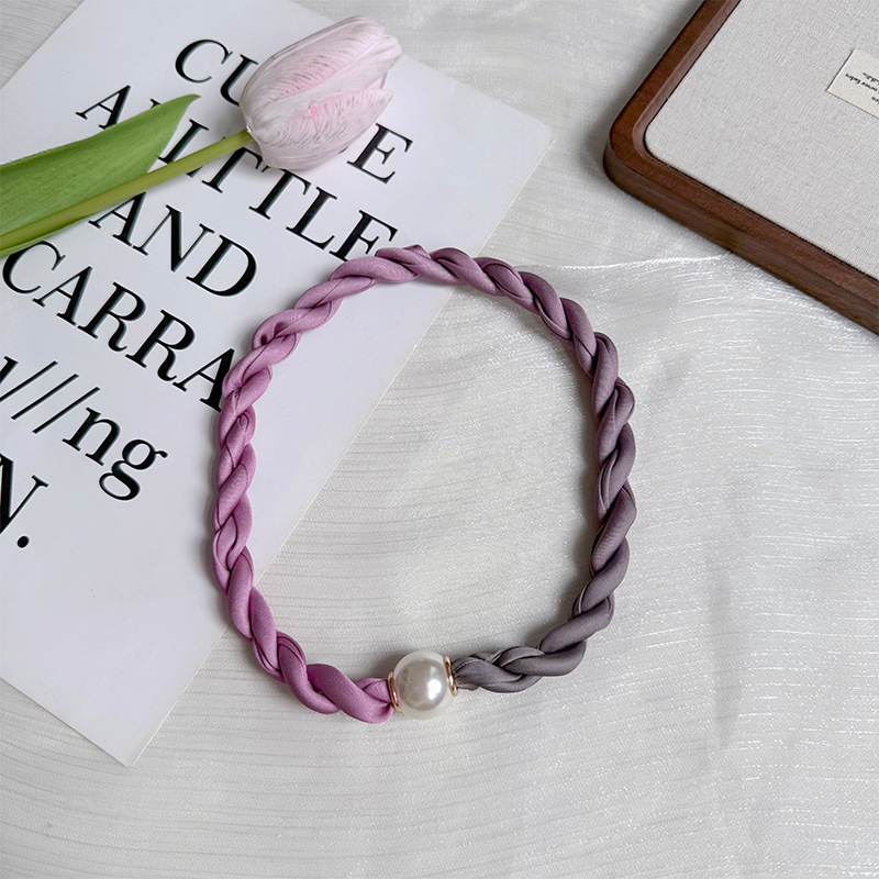 Collar de perlas de hebilla de atracción primavera y otoño verano decoración de cuello pequeña bufandas de mujer camisa de pañuelo de seda girada al por mayor