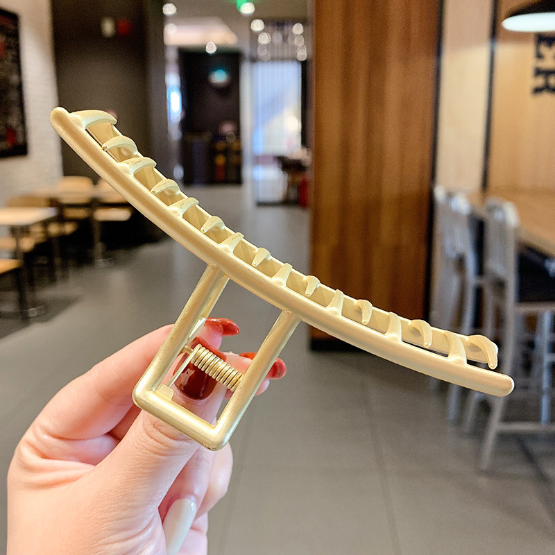 Clip de cabello refinado coreano para mujeres de alto nivel agarrar clips de cabello de tamaño grande detrás de la cabeza de cabello de tiburón clip de cabello lote de cabello