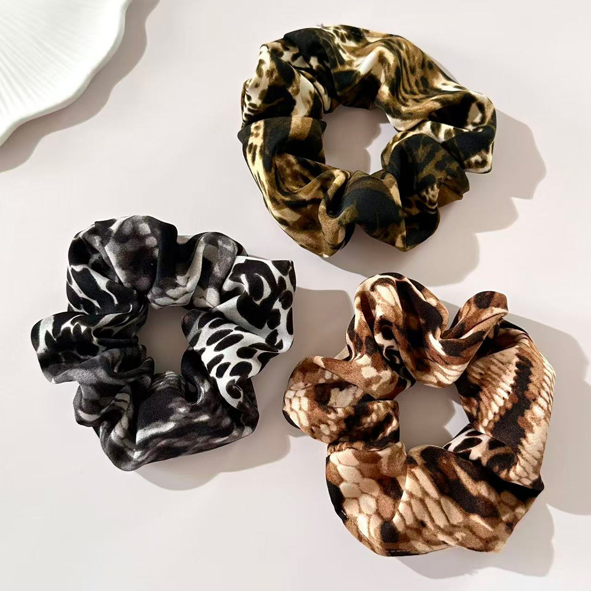 11g Weight Hair Tie Hair Accessories Type 1 Piece Quantity Cloth Material Snakeskin Pattern Women's Gender Retro Style Vintage Snakeskin Large Elastic Hairband Women's Fabric Hair Accessories Hairband Hair Rope 9