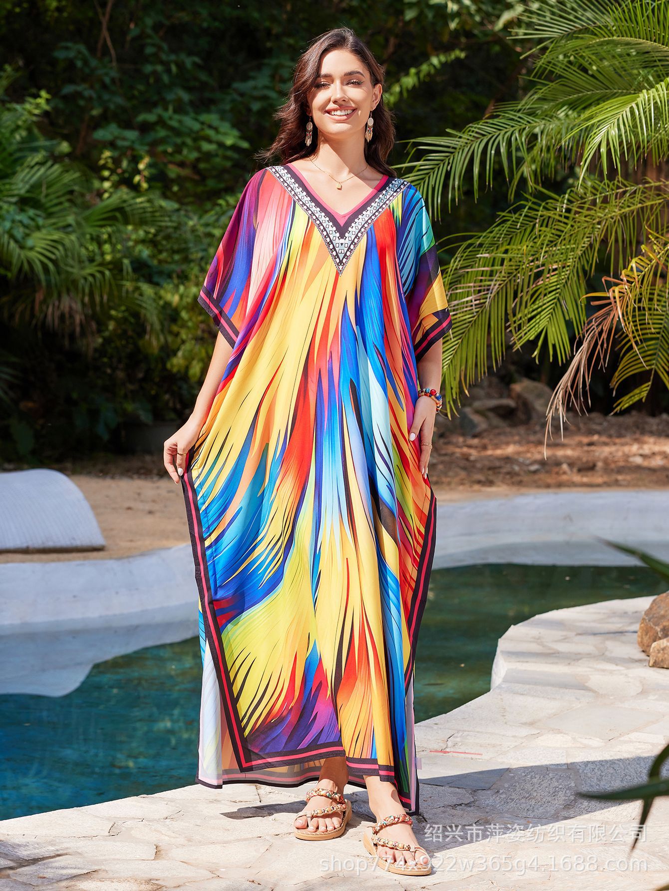 2025 nueva camisa de playa europea y americana impresa ropa suelta vacaciones bikini camisa protector solar camisa de baño 5016