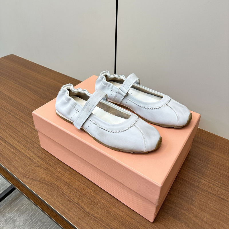 High-End Retro Velcro Mary Jane Shoes for Women 2025 Early Spring New Versatile Flats Comfortable Genuine Leather Low-Heeled Shoes