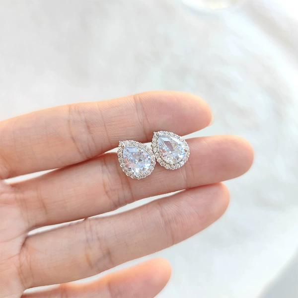 Drop Earrings 【Ear -blocking】