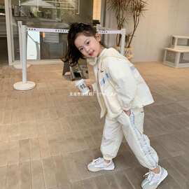 女童套装2025新款休闲装儿童运动服春秋简约运动连帽风衣两件套潮