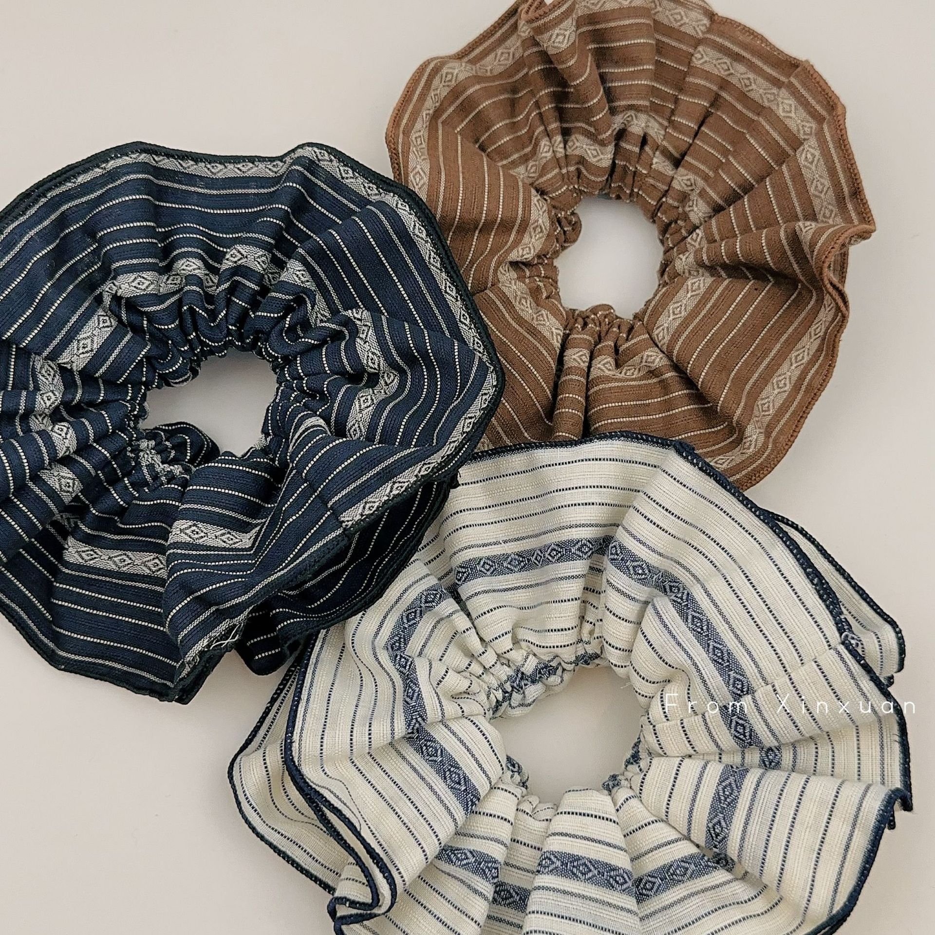 Elástico de cabelo em tecido às riscas estilo coreano para mulher_voghion.com