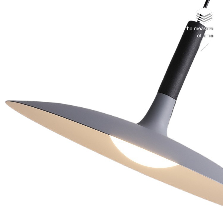 Lámpara de restaurante simple nórdica moderna minimalista creativa platillos voladores lámpara de mesa de bar lámpara de mesa redonda pequeña lámpara de mesa