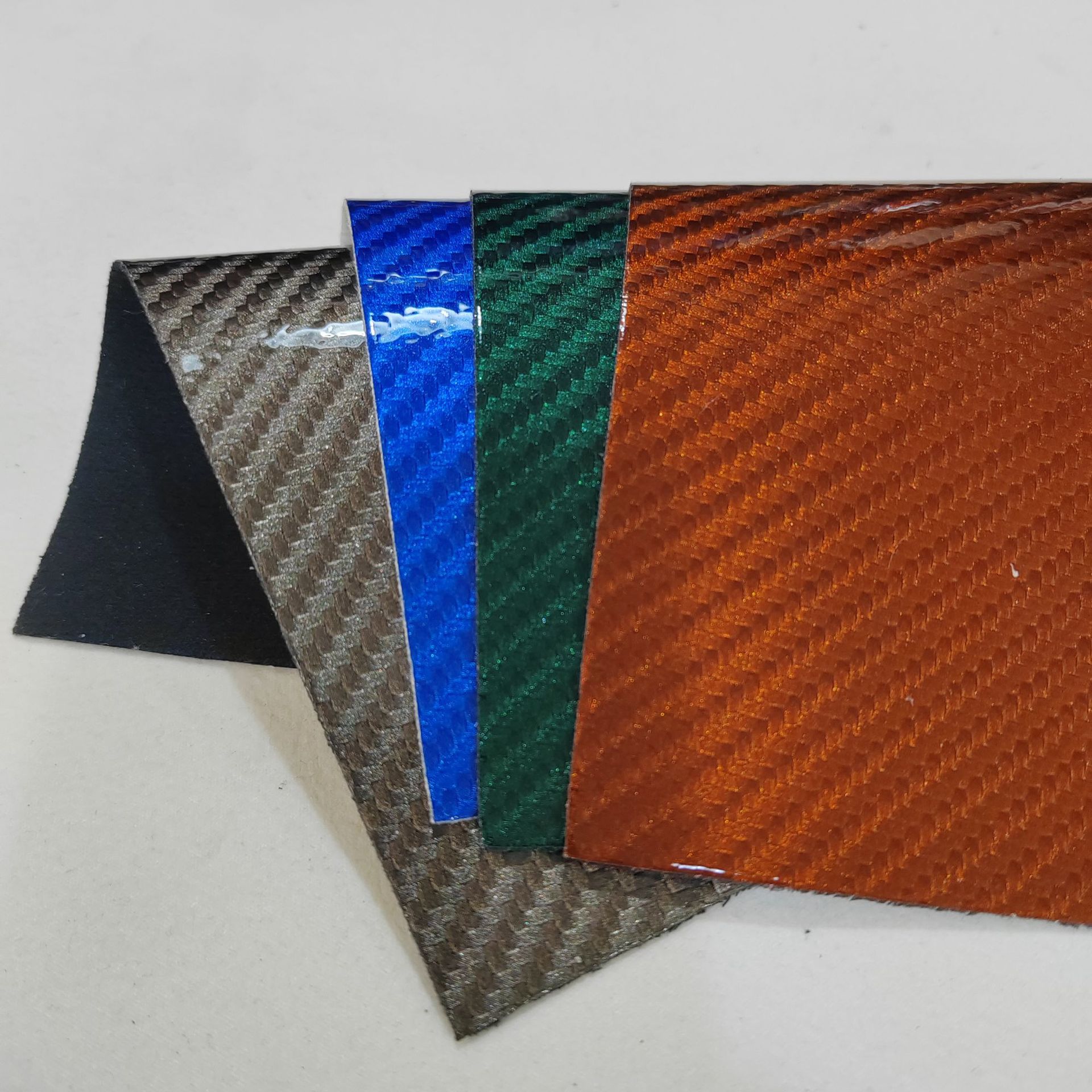 ZYG285水晶高光草席纹PU人造革适用手袋高尔夫包箱包皮具鞋材时尚