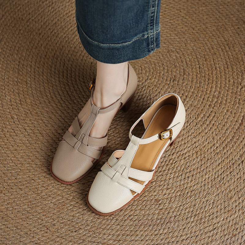 Sandal nữ quai ngang da cừu kiểu La Mã đế dày khoét lỗ dệt — Màu trắng nhạt