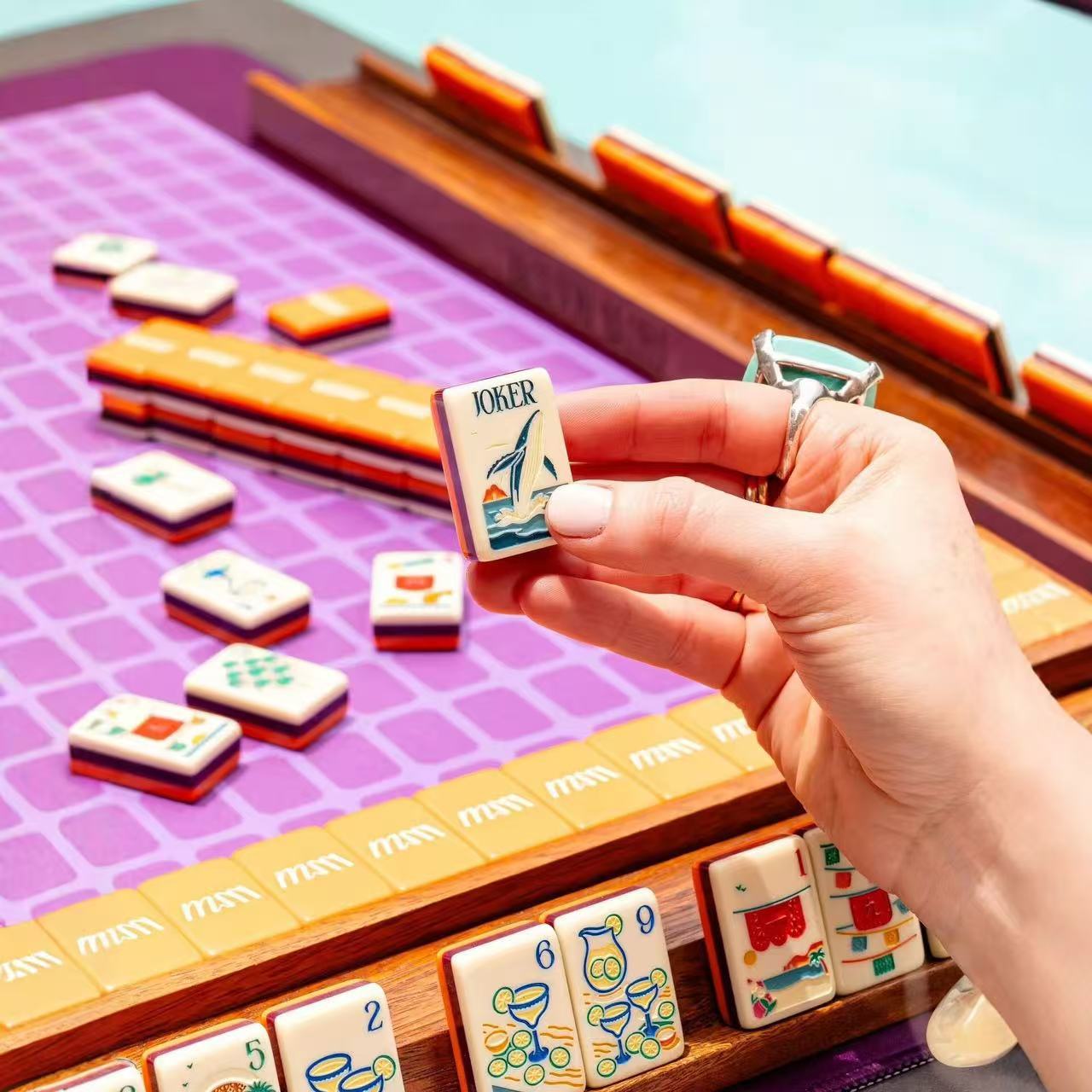 In-stock 3-layer acrylic orange American mahjong tiles, shark design for summer resorts, portable outdoor hand-play mahjong