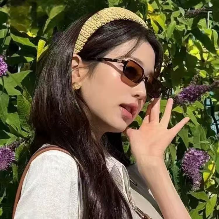 High-Definition Light Luxury Cross-Border Style Square Frame Photo Slimming Sunglasses Anti-Blue Light Fashion Personality Versatile Artistic High Appearance