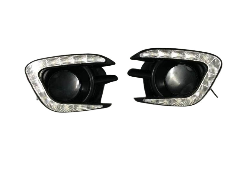 Adecuado para 14-15 Mitsubishi Pajero luz diurna Pajero Jinchang Luz de marcha diurna LED Luz de marcha diurna