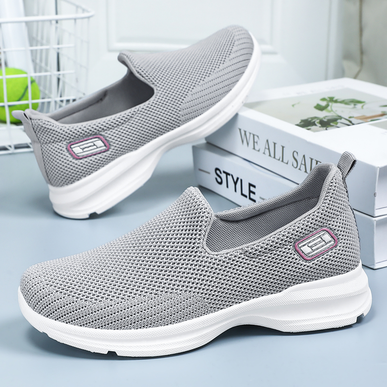 Zapatos casuales para mujer, zapatos de tela de nuevo estilo para primavera, zapatos individuales, dropshipping, zapatos de malla de boca poco profunda, zapatos para madres de mediana edad y mayores. image 3