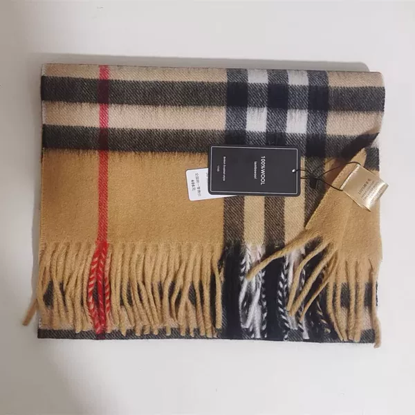 Da Gu Bao Chun Trading Co. Xiaohongshu Recommended Affordable Alternative to Camel-Colored British Plaid 100% Wool Scarf
