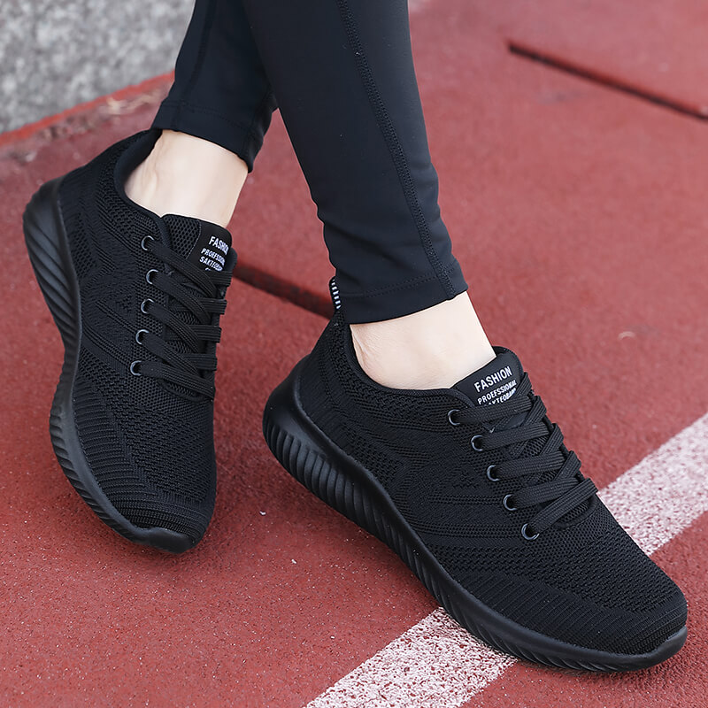 Lightweight Sports Shoes for Women 2025 New Summer Women's Shoes Thin Summer Fashion Mesh Breathable Running Mesh Shoes