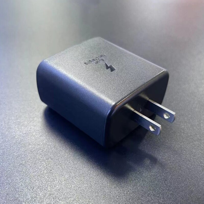 Suitable for Samsung 45W American standard TA-845 super fast charger NOTE10/20 charging head S21 fast charging Suitable for Samsung 45W American standard TA-845 super fast charger NOTE10/20 charging head S21 fast charging
