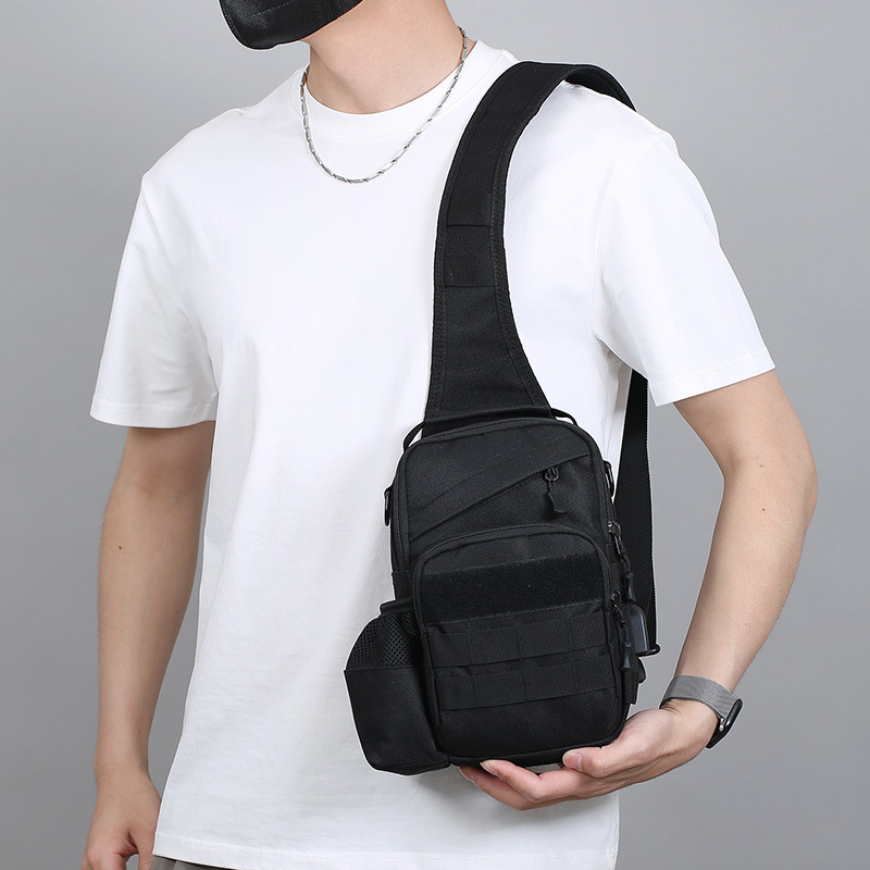 Bolso de pecho al por mayor de fábrica para hombres y mujeres nuevo bolso diagonal de un solo hombro al aire libre mochila pequeña bolsa táctica multifuncional para viajes y ciclismo