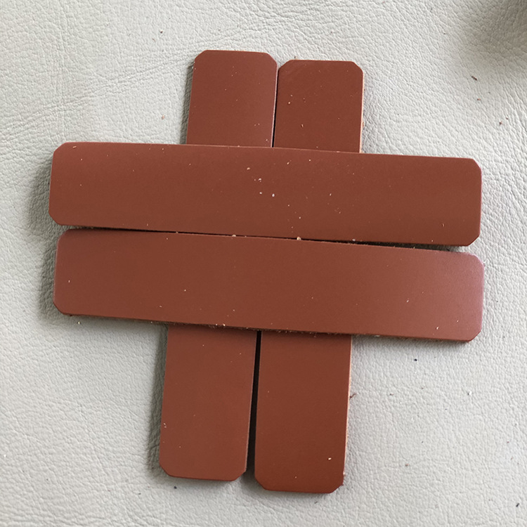 头层2.0厚真皮小饰品皮件 皮带条小饰品皮料