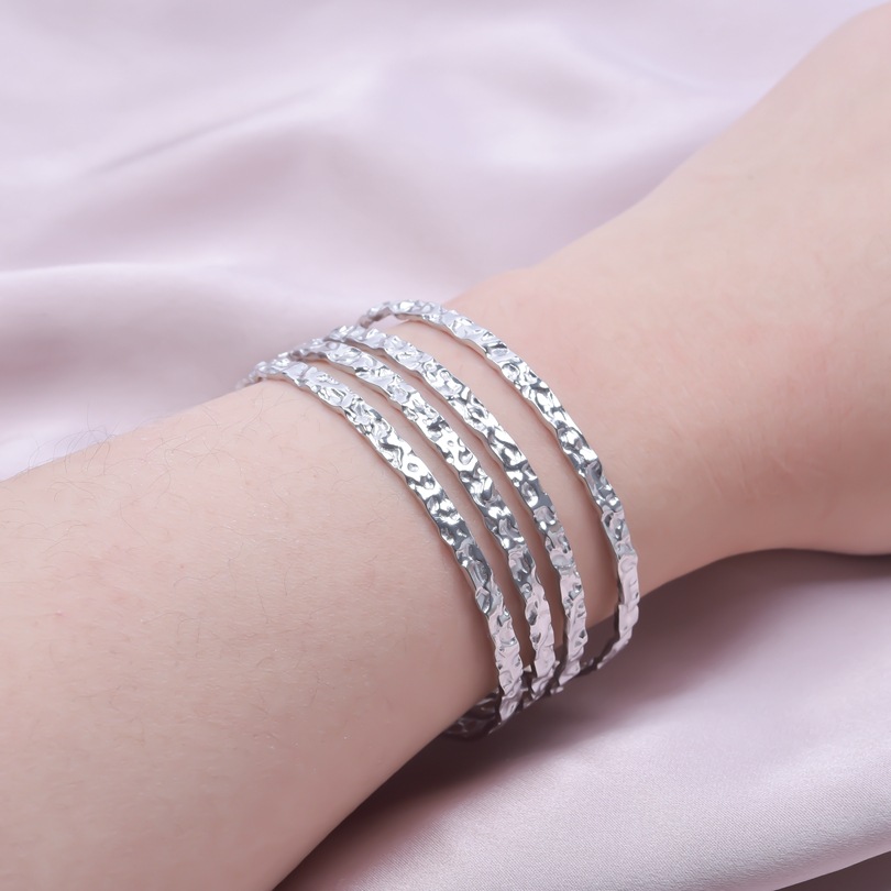 Women's Gender Simple Style Solid Color 304 Stainless Steel 18K Gold Plated Bangle In Bulk