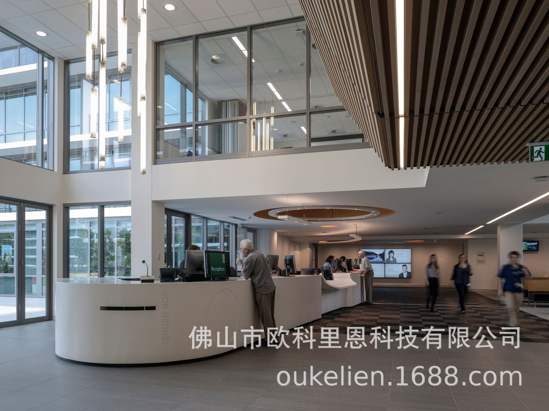 Hills-Shire-dwpsuters-photo-by