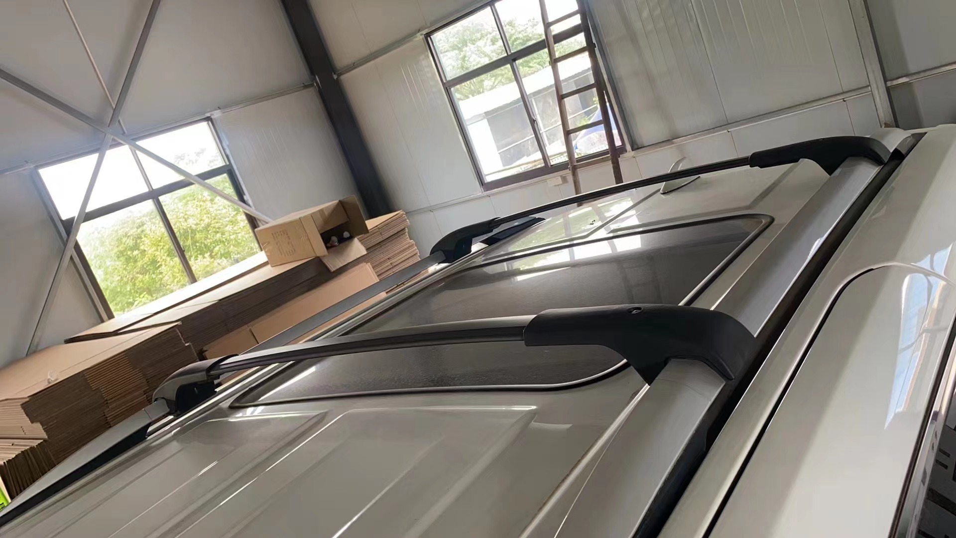 Parts, Sienna Modification – Toyota Roof rack - original-style-matching-crossbars