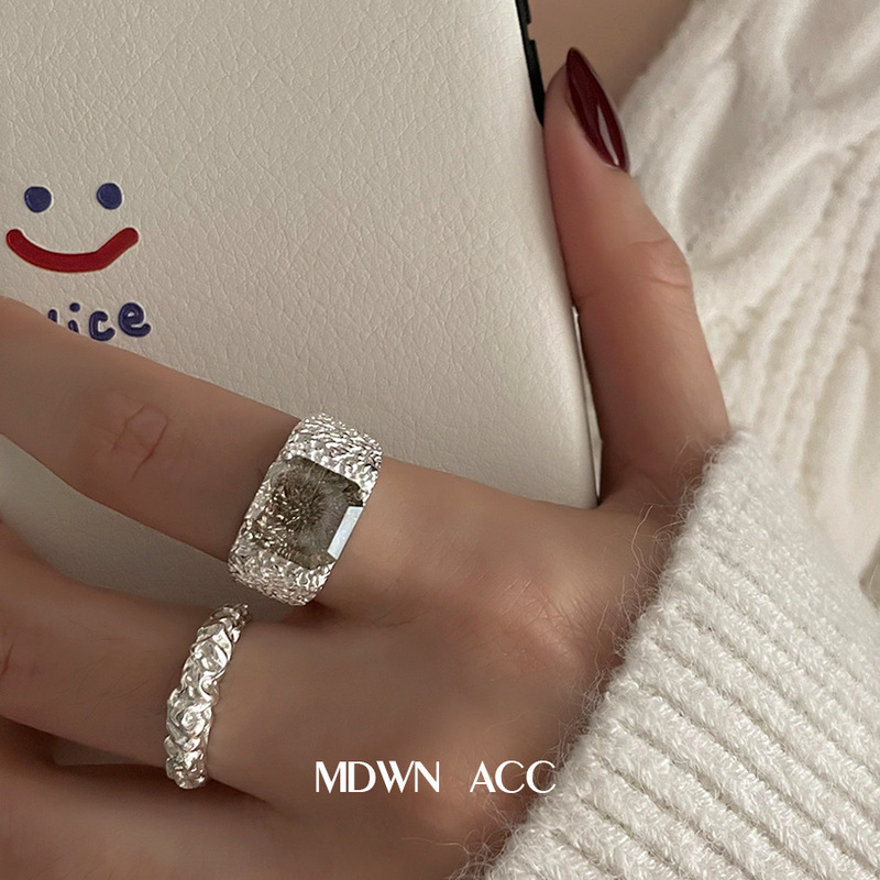 Korean and Japanese New Style Sweet Cool Lava Ring for Women, Retro Fashion Personality Textured Small White Tea Open Ring, Index Finger Ring Trendy Korean and Japanese New Style Sweet Cool Lava Ring for Women, Retro Fashion Personality Textured Small White Tea Open Ring, Index Finger Ring Trendy