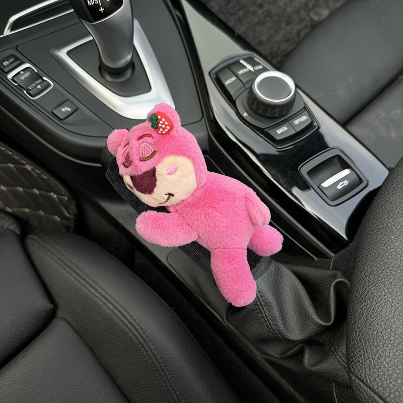 Car gear shift cover for women, trendy and cute strawberry bear plush toy, car gear shift cover, protective cover for automatic transmission, handbrake cover