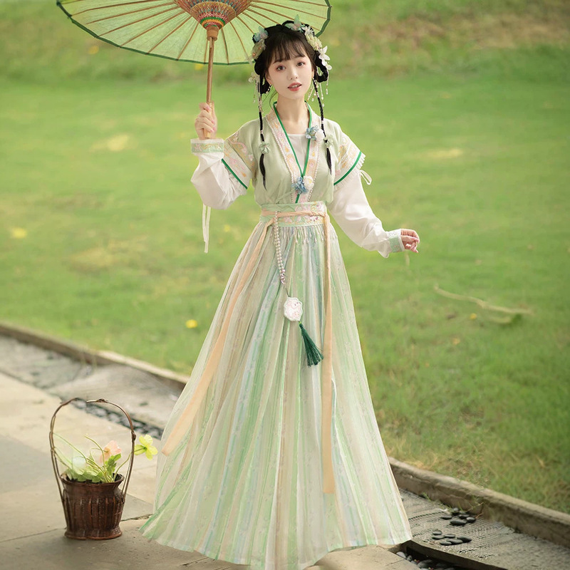 Han Yu Kui's Original Hanfu for Women 【Hui Lang Chun】 Tang-Style Belted Pleated Skirt, Waist-High and Chest-High, Two-Way Wear, Daily Spring and Summer Style Han Yu Kui's Original Hanfu for Women 【Hui Lang Chun】 Tang-Style Belted Pleated Skirt, Waist-High and Chest-High, Two-Way Wear, Daily Spring and Summer Style