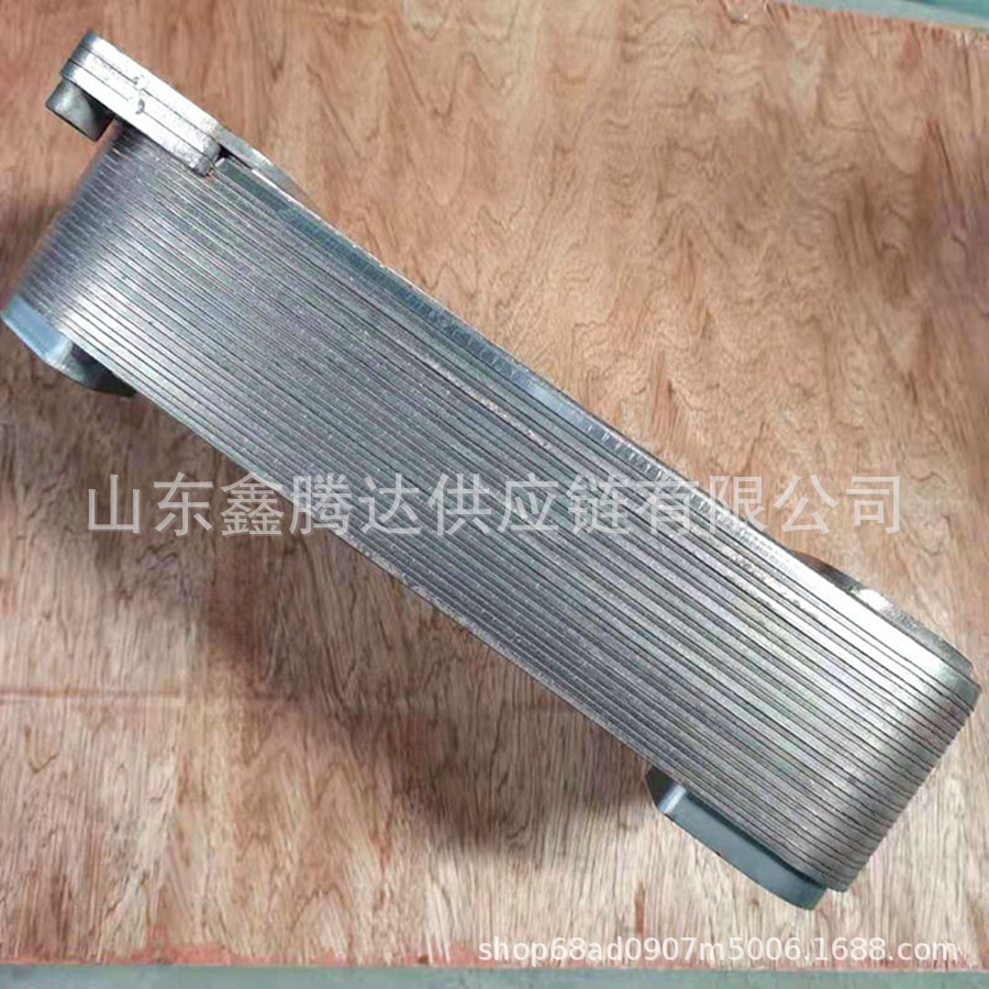 Radiator Hydraulic Retarder Cooler 2155060 2114175 Is Suitable for Commercial Vehicle Engines and Trucks