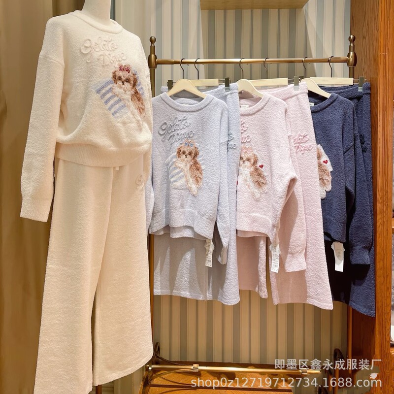 Winter soft home wear cute Shih Tzu cartoon warm thickened half-velvet suit women's pajamas Winter soft home wear cute Shih Tzu cartoon warm thickened half-velvet suit women's pajamas