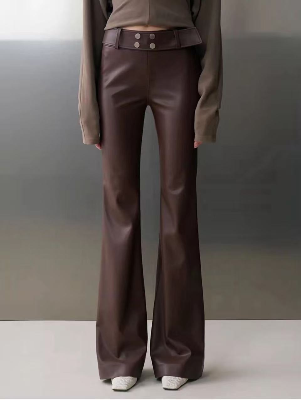Nicho de diseño 25 otoño y invierno nuevo tipo de proteína de piel micropantalones de cuero para mujeres pantalones de cuero elásticos PU