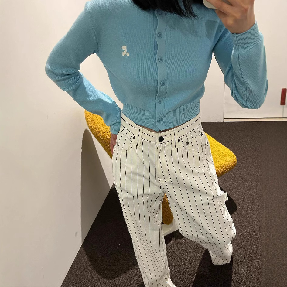 ~~~~~Korean Niche 24 New Sexy Embroidered Round Neck Short Sweater Knitted Cardigan for Women