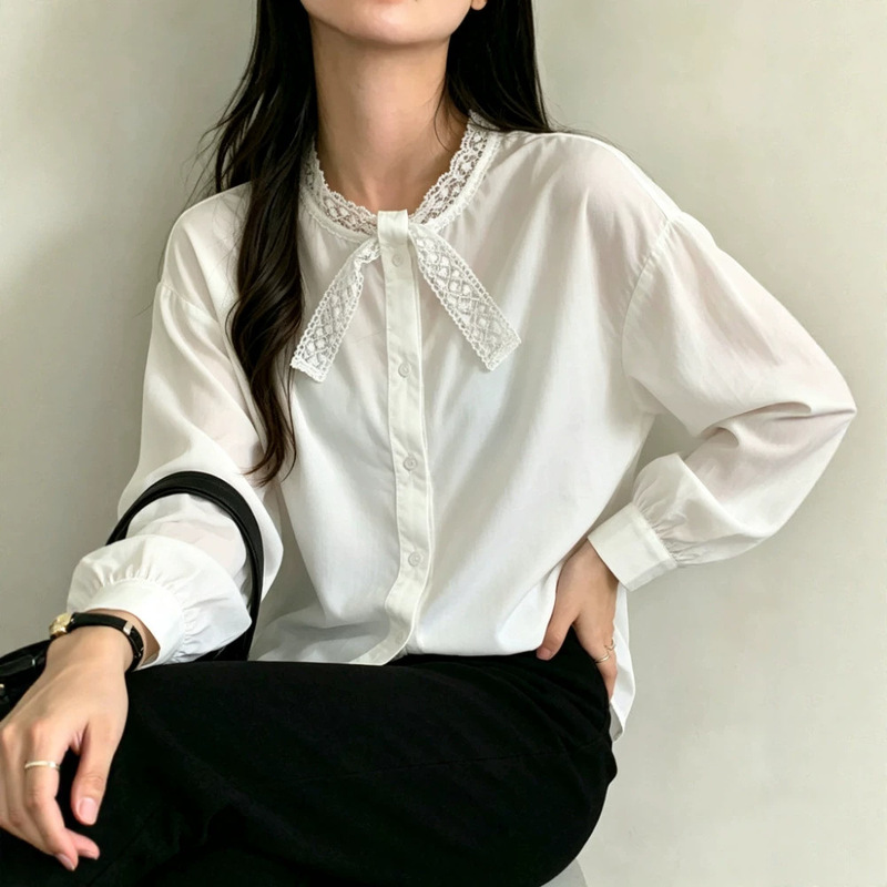 Korean chic blouse with lace bow at the collar for women, autumn loose-fitting, age-reducing, casual, versatile, fashionable white shirt