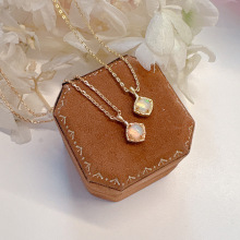 日系轻奢 25年冬新品天然欧泊幻彩石吊坠银镀10K欧泊钻石双面项链