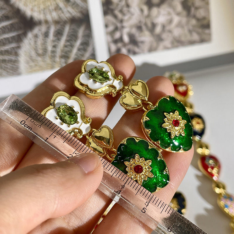 30g Weight 1 Piece 1 Pair Elegant Retro Lady Heart Shape Flower Artificial Crystal Alloy Asymmetrical Plating Women's Bracelets Earrings Necklace