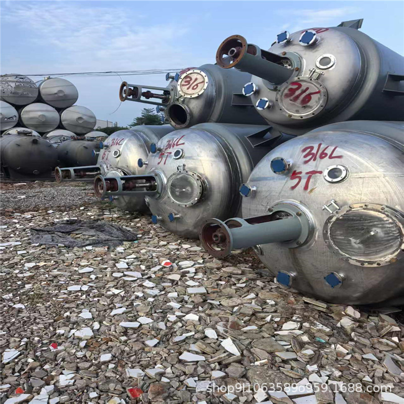 出售二手外盘管不锈钢反应釜 内盘管高压反应釜 304不锈钢反应釜