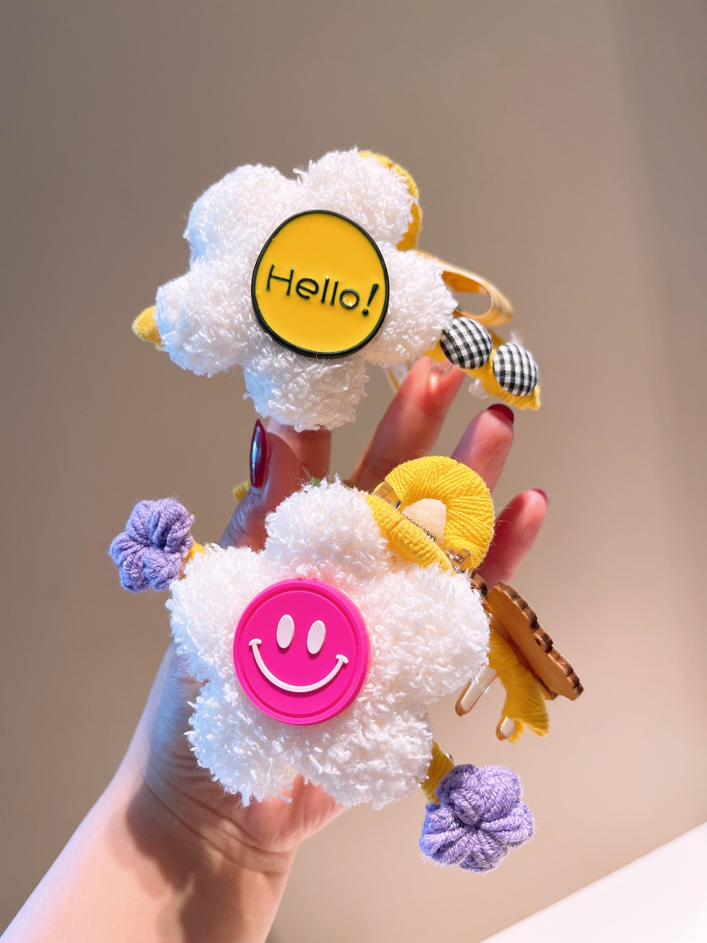 63g Weight Headwear Classification Birthday Occasion Flower Pattern Women'S Gender Retro Style Red, Yellow Color Autumn And Winter Cute Hairy Little Flower Smile Net Red Ins Clip Back Head Cute Heart Girl Clip Head Jewelry 10